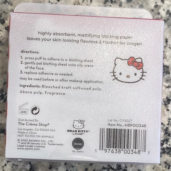 Hello Kitty Mattifying Blotting Paper + Reusable Mirror Compact Limited Edition - Picture 11 of 14